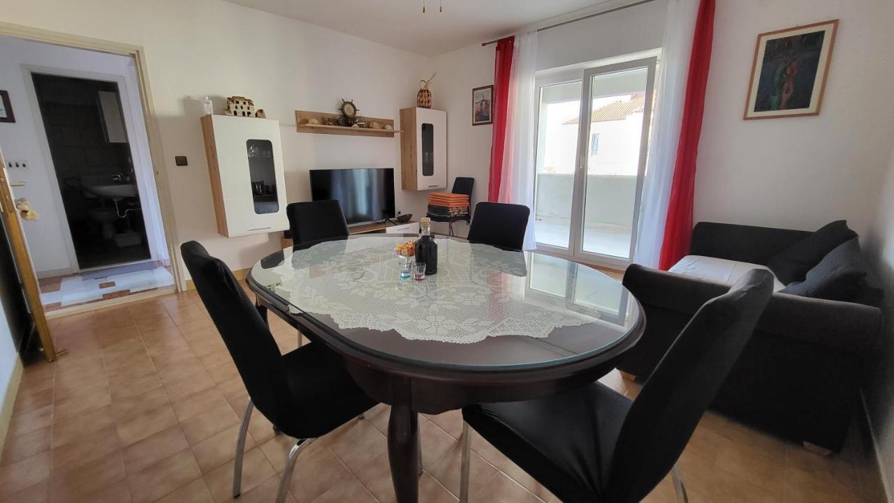Apartment Vrba Supetar Luaran gambar