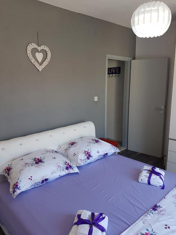 Apartment Vrba Supetar Luaran gambar
